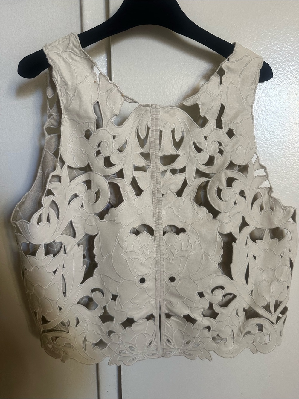 Forte_Forte Cream Laser-Cut Crop Top - Picture 2 of 3